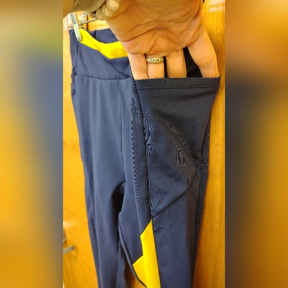 Gymshark Navy and Yellow Leggings - Picture 3 of 9
